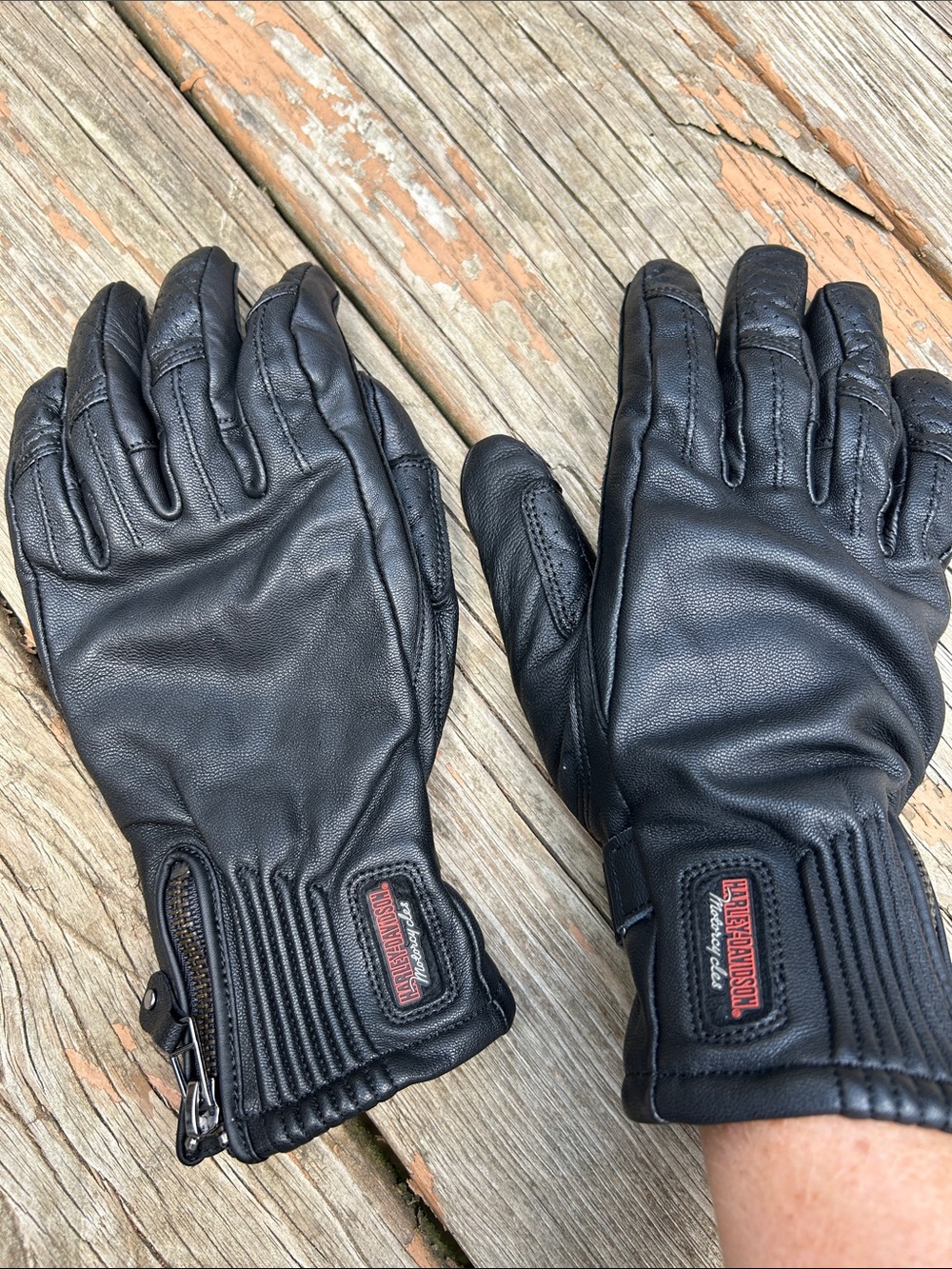 Harley-Davidson Black Leather Riding Gloves with Zip Cuff